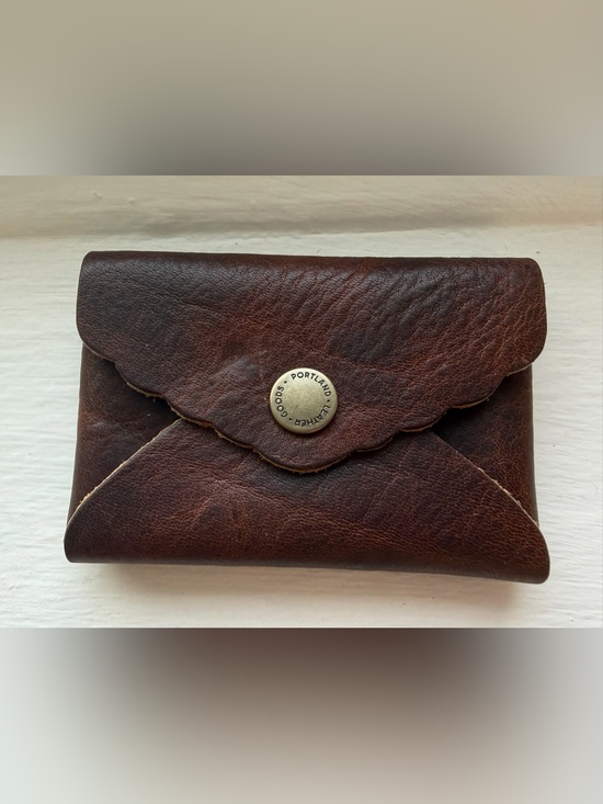Portland Leather Handbags - Portland Leather Goods Mini Daisy Wallet in Badlands 🌋🤎 NWOT